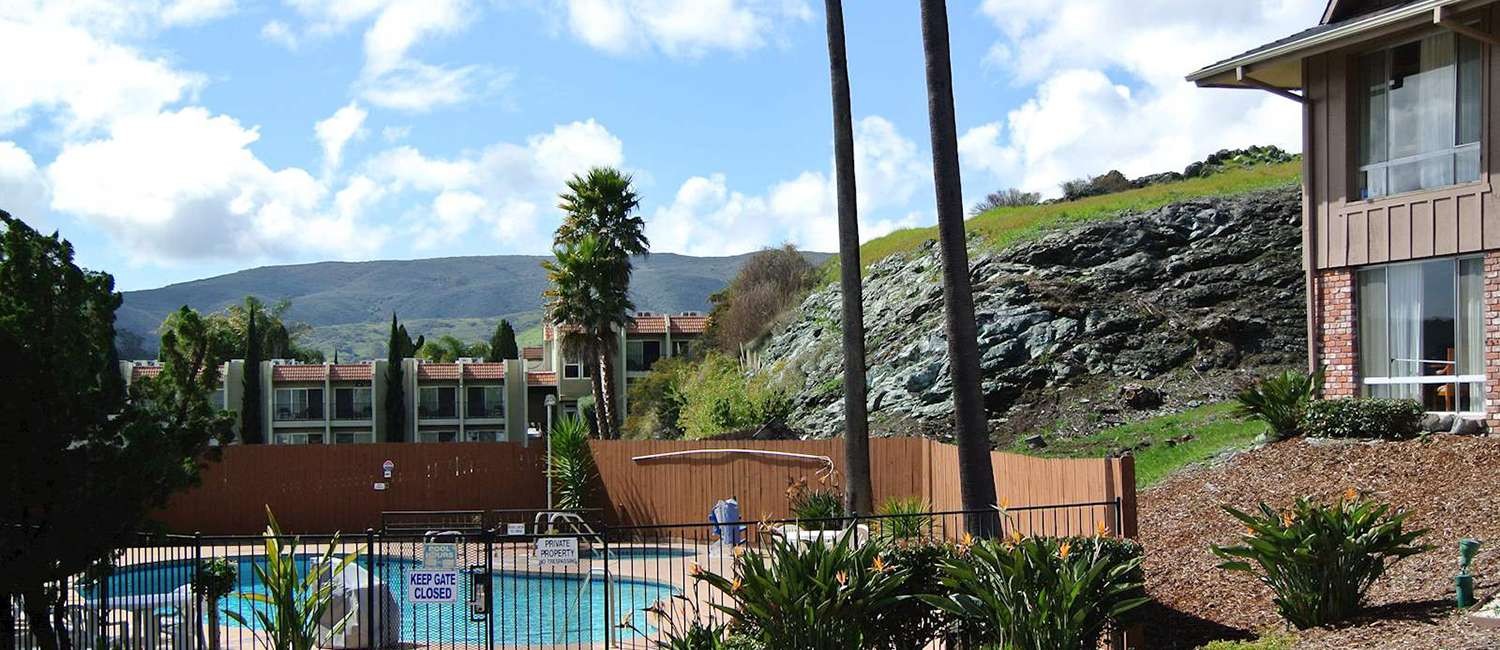 GET ACQUAINTED WITH OUR SLO TOWN HOTEL